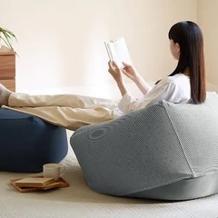 【定価13,980円】ビーズクッション　カバー付き（ネイビー）無印良品の画像