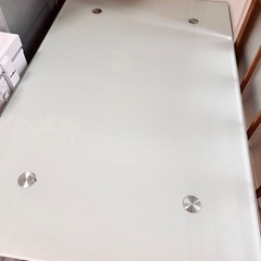 オシャレテーブルの画像