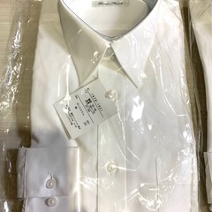新品ワイシャツ２枚の画像
