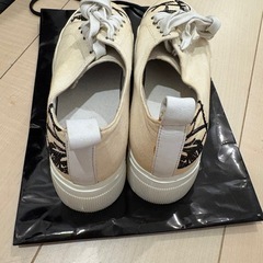 
スニーカーの画像