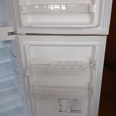 冷蔵庫 118L 2ドア ホワイト 2022年製 MAXZENの画像