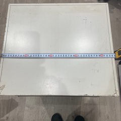 書類棚、引取りの早い方優先、問合せ時にいつ来れるかお伝え下さい。18段中1段ケース欠品の画像