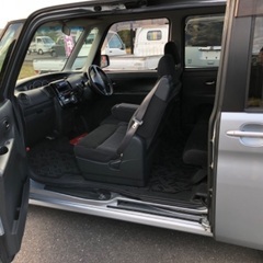  格安　車検2年付　タントカスタム　色シルバーの画像