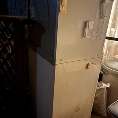 キッチンのたな棚の画像