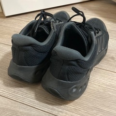 ブランド黒スニーカー26センチの画像