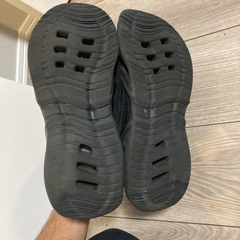 ブランド黒スニーカー26センチの画像