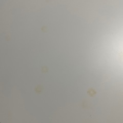丸テーブルの画像