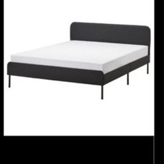 IKEA ベッドフレームの画像