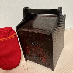 収納ボックスの画像