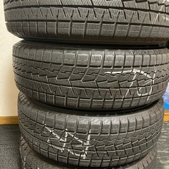 スタッドレスタイヤホイール．185/65/R15の画像
