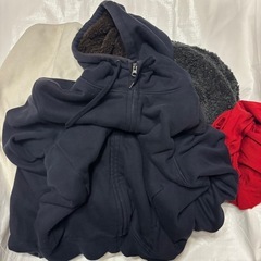 ユニクロ　GU 秋・冬服　100円　の画像
