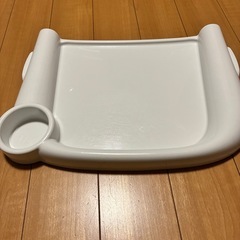 イングリッシーナ　ベビーチェア　フォレストグリーンの画像