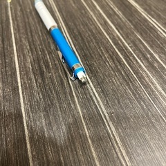 クルトガ　シャープペンシル　0.3ミリ　芯もセットの画像