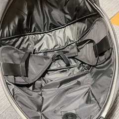 ギュット　リアチャイルドシートのレインカバーの画像