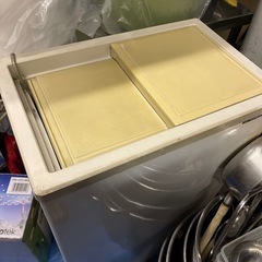 冷凍ストッカーの画像