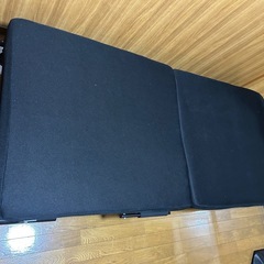 折り畳み出来るシングルベッド！の画像