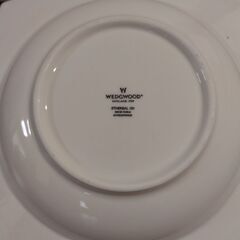 Wedgwood ウェッジウッド スクエアボウルの画像