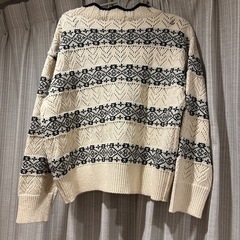 【美品・秋冬】ALAND パンチングニットカーディガンの画像