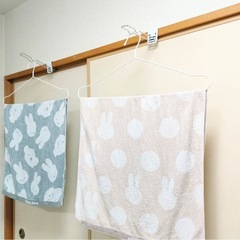 ハンガーフック、鴨居フック　２個セット　の画像