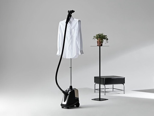 日本製　衣類スチーマー　スチームアイロン