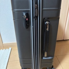 キャリーケースsサイズ1泊用の画像