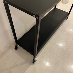 キャスター付きスチールワゴンの画像