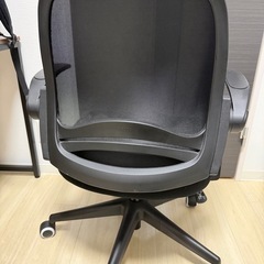 テーブルチェアの画像