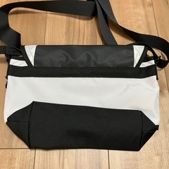 未使用品 misto forza ショルダーバッグ 男女兼用の画像