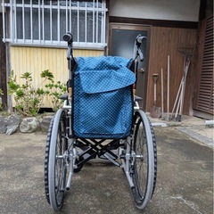 介助用車イスの画像