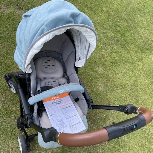 コンビ　ベビーカー　取説付き
