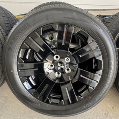 10/25新車外しデリカD5 特別仕様車シャモニー純正ホイールタイヤセットの画像