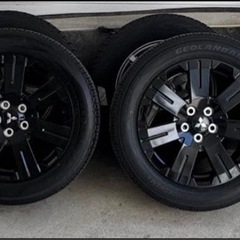 10/25新車外しデリカD5 特別仕様車シャモニー純正ホイールタイヤセットの画像