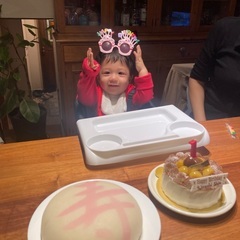 【譲ります】ベビービョルン ベビーキャリア MIN、Baby Base赤ちゃん椅子の画像