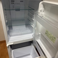 2ドア冷蔵庫の画像