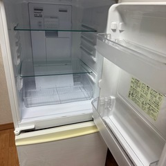 2ドア冷蔵庫の画像
