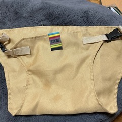 （何かと一緒で無料でお付けします！）ベビー チェアベルト ベージュ ポケッタブルBYKIDSの画像