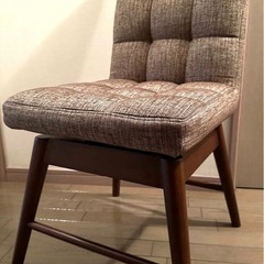 ニトリ　回転式ダイニングチェア　ライジング　ミドルブラウン/ベージュの画像