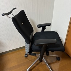 オフィスチェアの画像