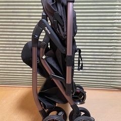 アップリカ　Aprica　最上級　オプティアクションプレミアム　レザーハンドルの画像