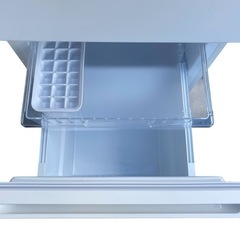 ★【美品】Panasonic ノンフロン冷凍冷蔵庫 NR-B16C2-W 2025年製の画像