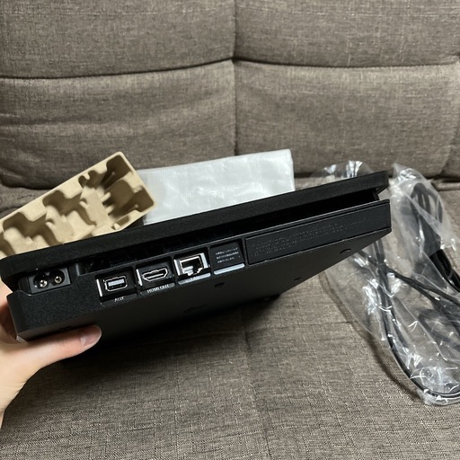【決まりました】PS4 本体　CUH-2200A B01【500GB】