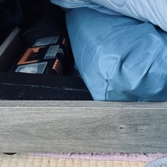 ベッドとマットレスを無料でお譲りします。
の画像