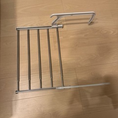 【引渡決定済】
物干し　伸縮ランドリーラックの画像