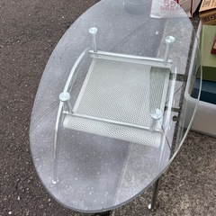 みーんな0円‼️ジャンク扇風機、ソファ〜2種、美顔器の画像