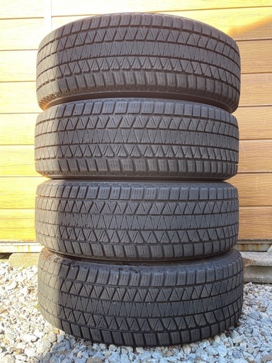 ワ）超バリ溝 BRIDGESTONE BLIZZAK DM-V3 ブリヂストン ブリザックディーエムブイスリー 225/65R17 102Q スタッドレスタイヤ 冬タイヤ 4本