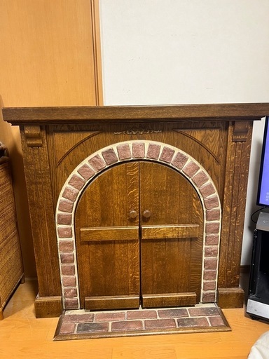 暖炉風キャビネット アンティーク調 木製収納棚