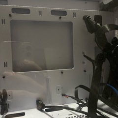 pcケースと550w電源セットの画像