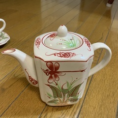 新品未使用の茶器セットの画像