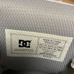 DCシューズの白スニーカーの画像