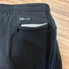 NIKE ナイキのショートパンツの画像